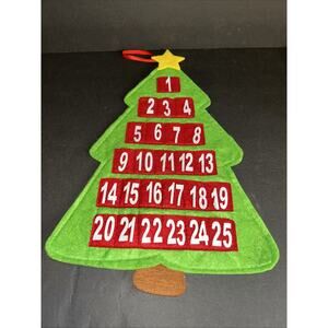 Felt Advent Christmas Tree w/ Pockets 11" x 16" Pockets are 1 x 1.5" Green Red